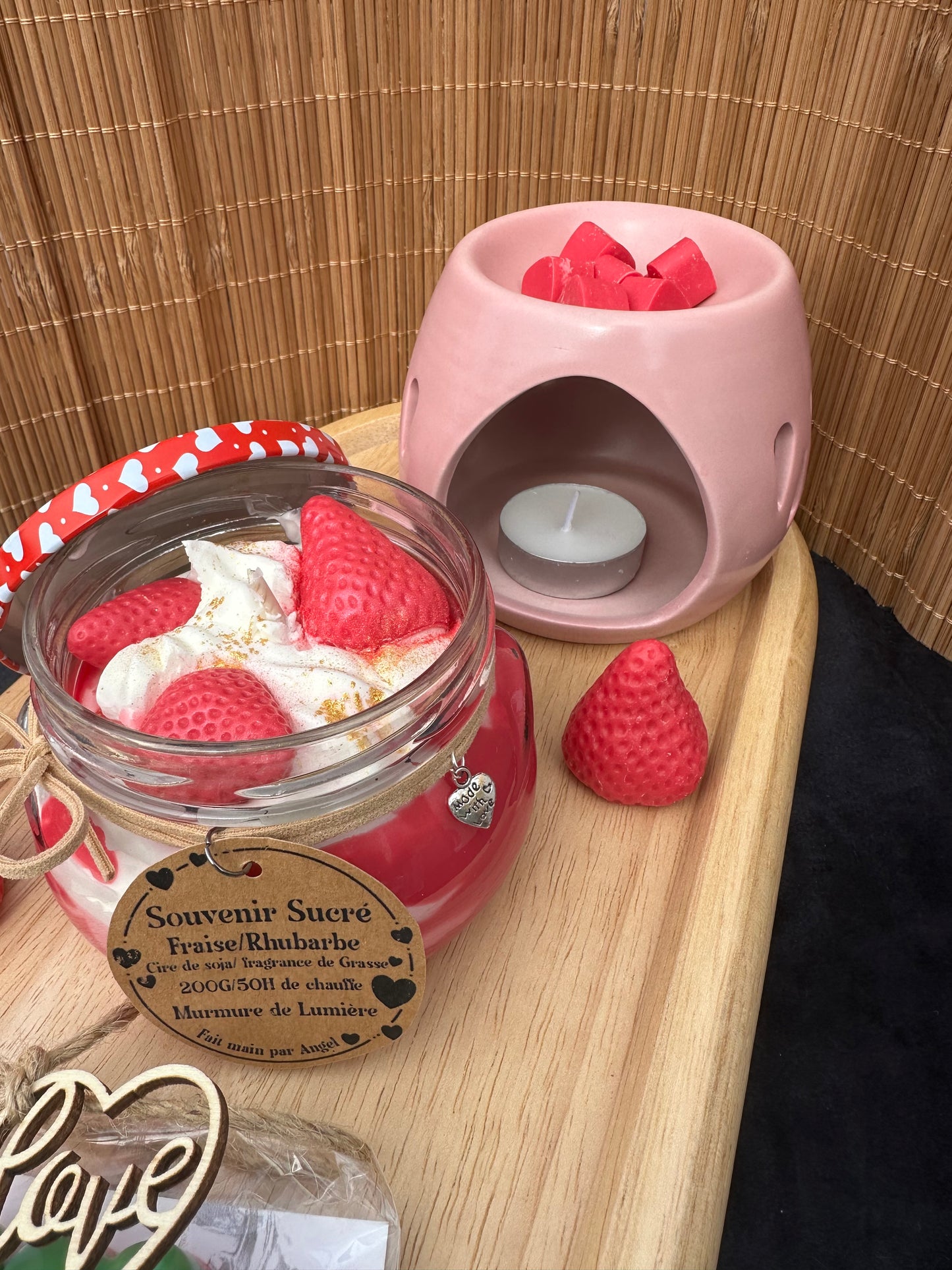 Coffret Souvenir sucré Bougie Parfumée Fraise Rhubarbe – Artisanale Cire Soja