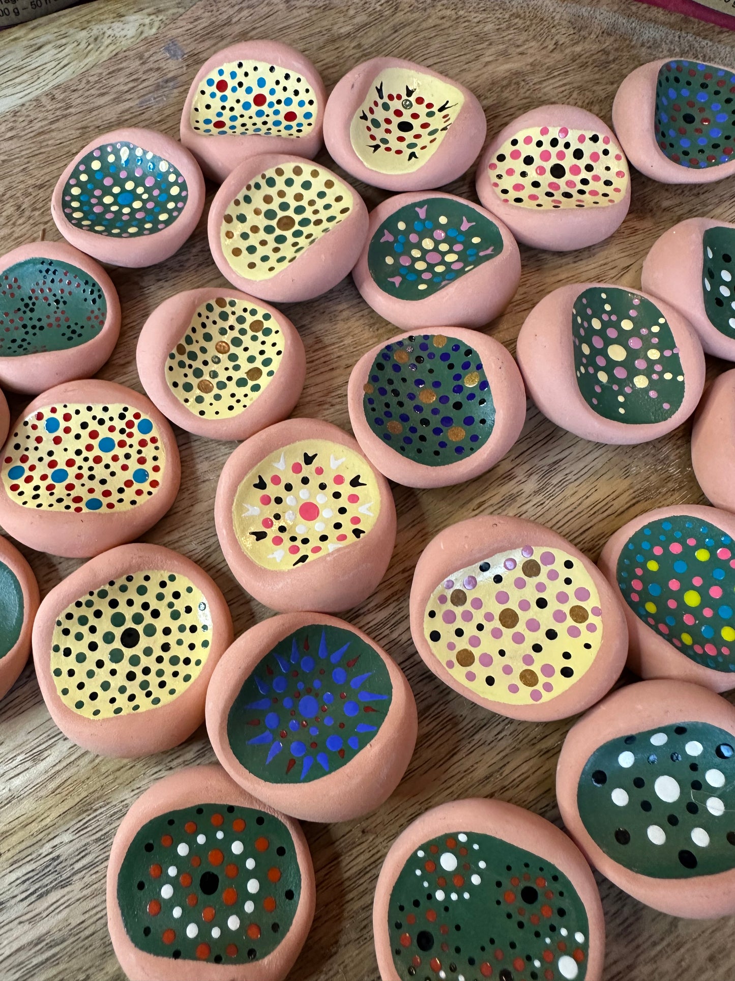 Pierre d’apaisement Dot Art