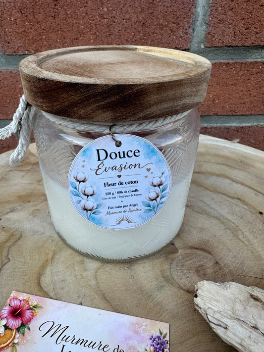 Bougie Parfumée - Douce Évasion fleur de coton