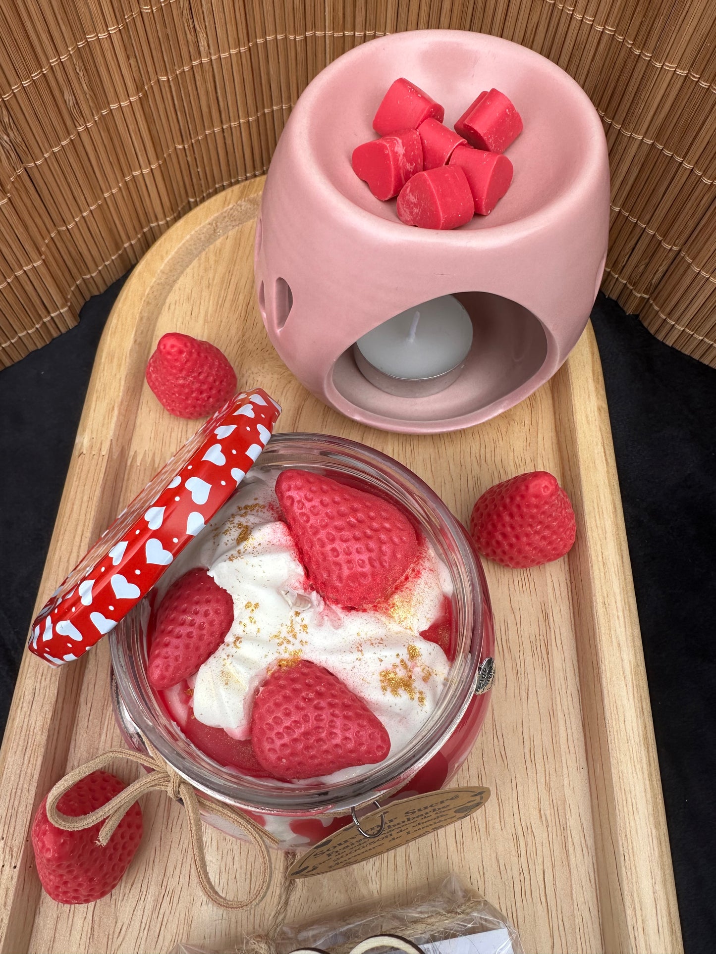 Coffret Souvenir sucré Bougie Parfumée Fraise Rhubarbe – Artisanale Cire Soja